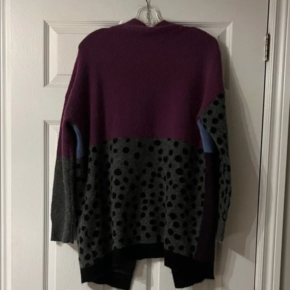 4/$20 Northern Reflections Colorblock Cardigan in Purple, Blue, and Gray - Picture 4 of 4